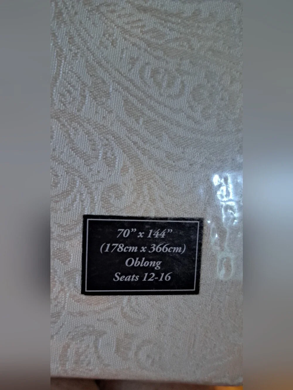 Waterford Linen Tablecloth Chelsea Paisley Pearl 70 x 144 Oblong  Seats 12-16